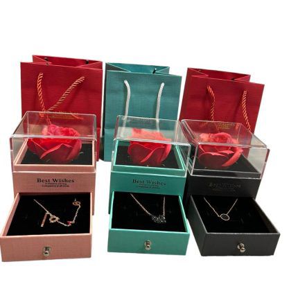 Set cadou Trandafir criogenat si Bijuterie